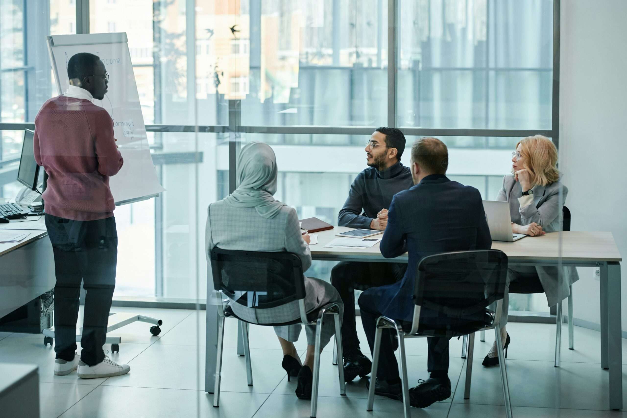 Intégration Systèmes 1 pexels tiger lily 7108945 scaled